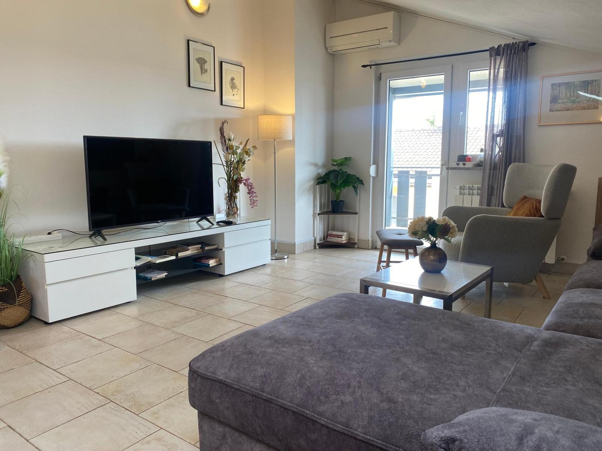 Apartements Sarah Novigrad  Екстер'єр фото